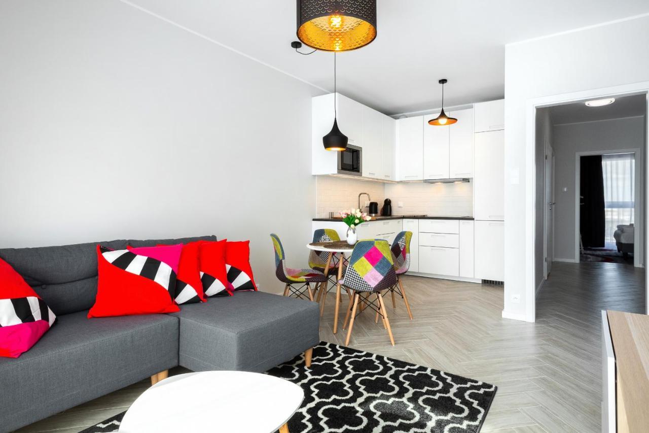Apartments Rondo Wiatraczna By Noclegi Renters 华沙 外观 照片