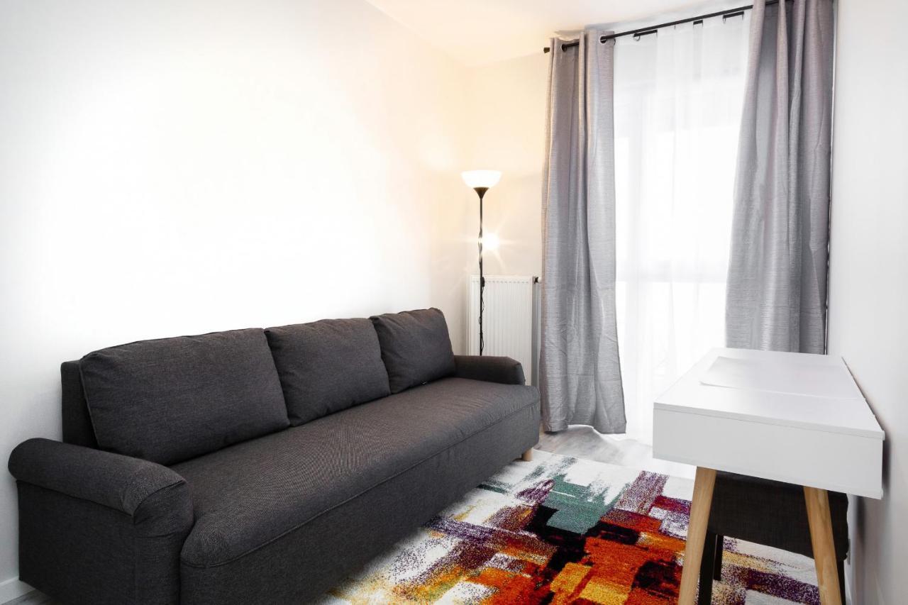 Apartments Rondo Wiatraczna By Noclegi Renters 华沙 外观 照片