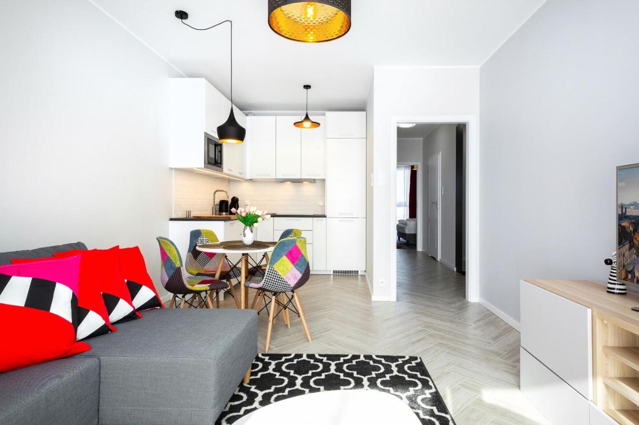 Apartments Rondo Wiatraczna By Noclegi Renters 华沙 外观 照片