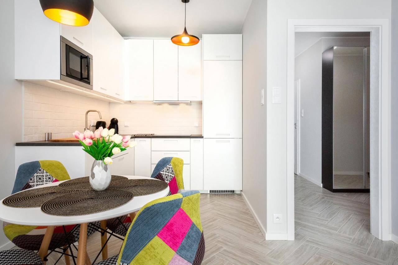 Apartments Rondo Wiatraczna By Noclegi Renters 华沙 外观 照片