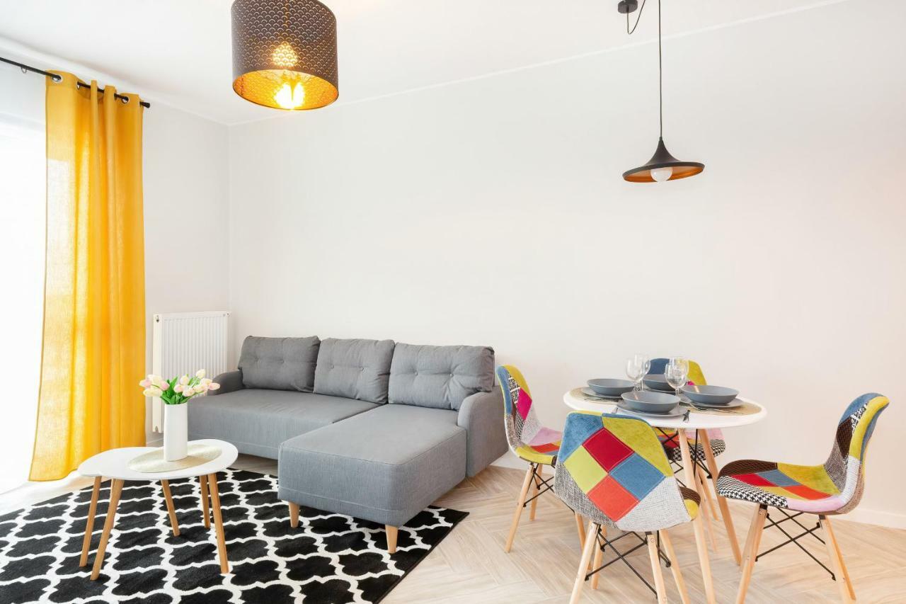 Apartments Rondo Wiatraczna By Noclegi Renters 华沙 外观 照片
