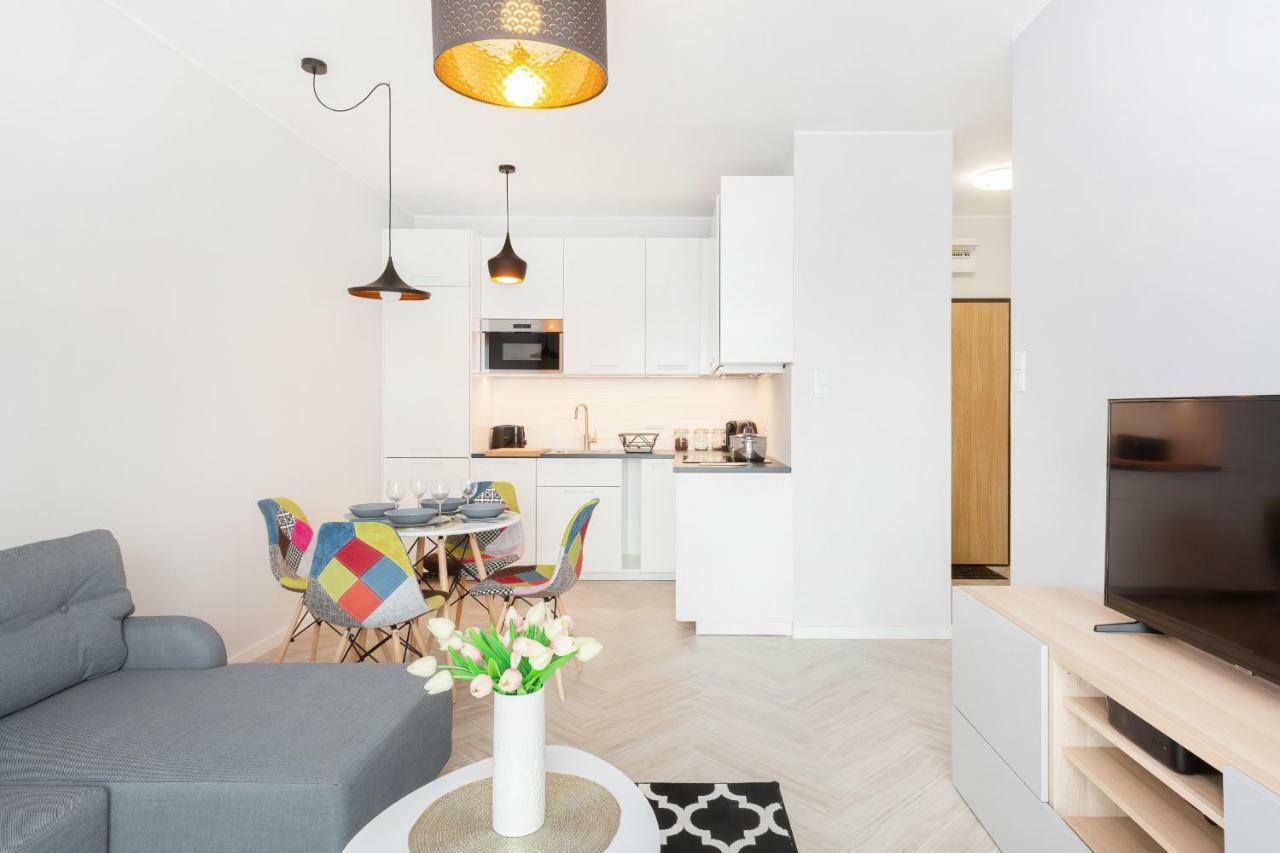 Apartments Rondo Wiatraczna By Noclegi Renters 华沙 外观 照片