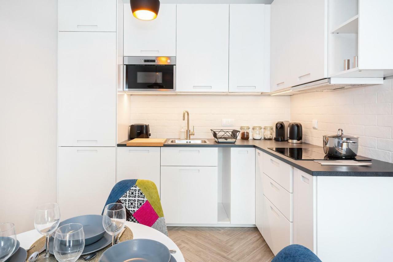 Apartments Rondo Wiatraczna By Noclegi Renters 华沙 外观 照片