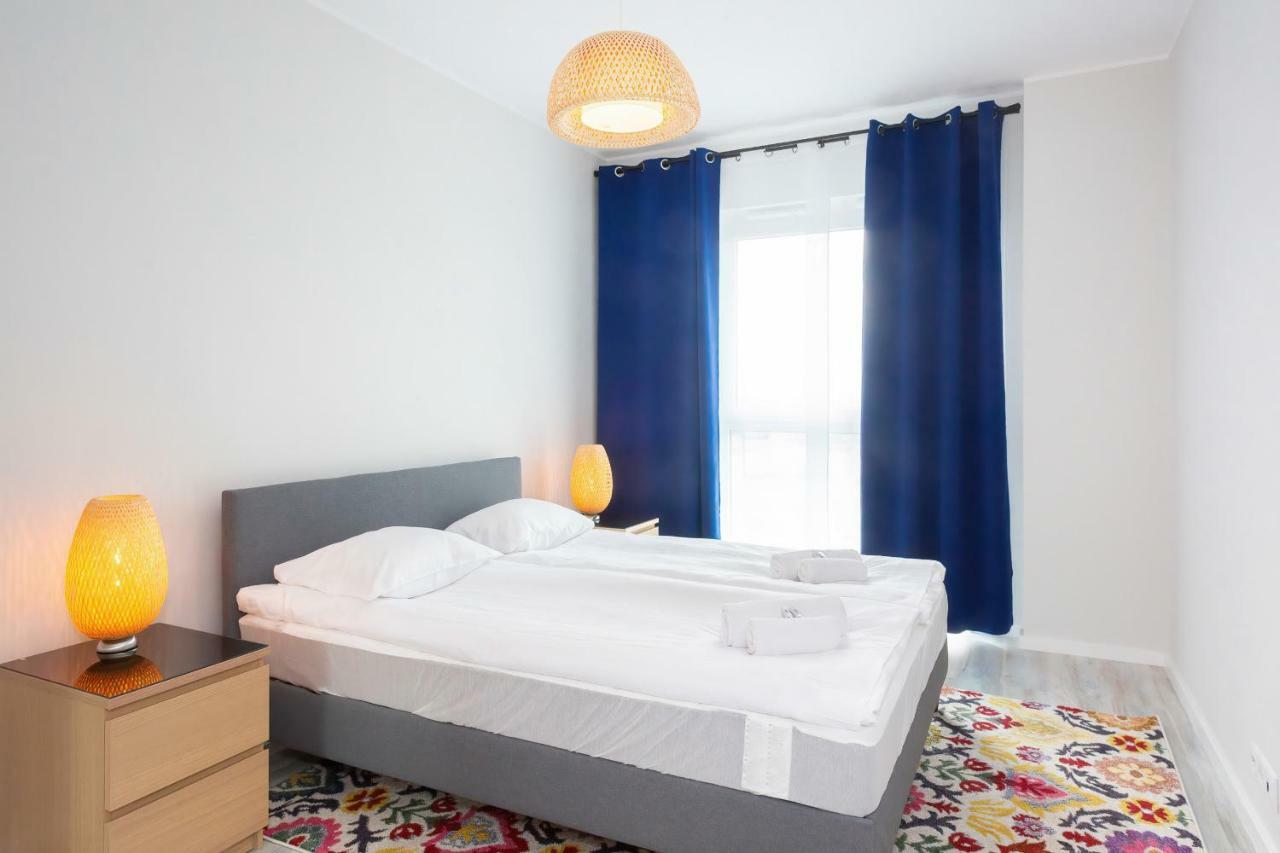 Apartments Rondo Wiatraczna By Noclegi Renters 华沙 外观 照片